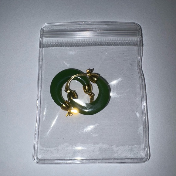 NEW! Elegant Green and Gold Hoop Earrings - Picture 3 of 3
